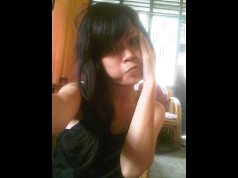Mencintai hidup harmonis n menyukai kedamaian.... Tak suka keributan ;-) dan menolong sesama