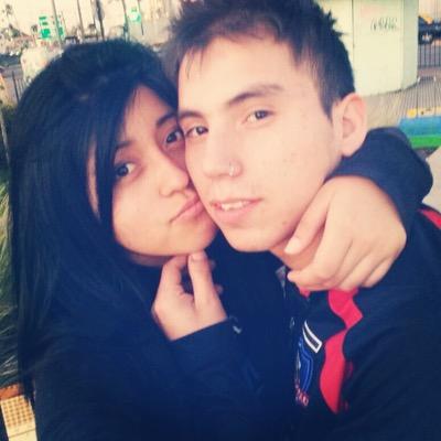 ElizabethBelenT's profile picture. 21 años , Gemenis , creando días felices , amo el sushi , Adam Levine