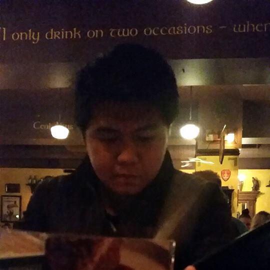 Tsolokate's profile picture. Just smile and wave boist! t(--,t)