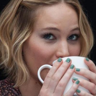 ComeBackElise's profile picture. 