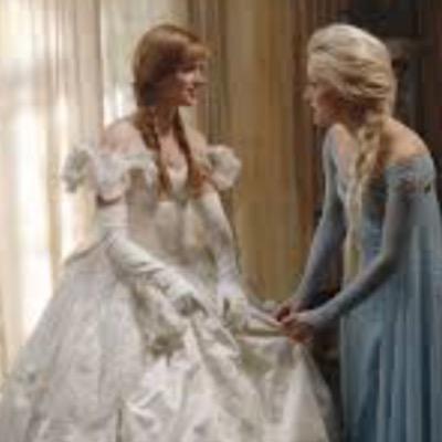 princessanna300's profile picture. Wendy darling and princess Anna ❤️