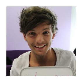 HIII READ THE LINK IN MY BIO FOR EASY QUICK MONEY 100% REAL BRUH earn money for 1d and 5sos tickets bruh CLICK LINK IN BIO