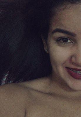 chioliveira25's profile picture. ❤ É infinito o querer...