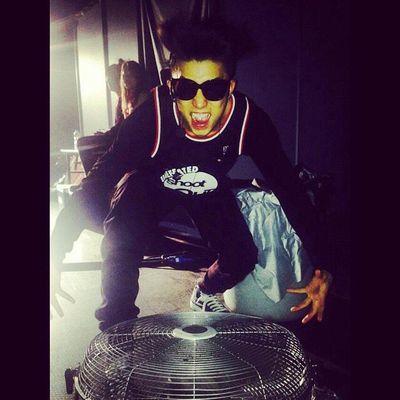 @HallyuStarLtdRP Roleplayer of 2PM's Jang Wooyoung. #89liner | 12/11/14 @jimin_hstar ♥
