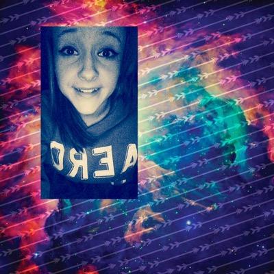 BoozierSamantha's profile picture. 