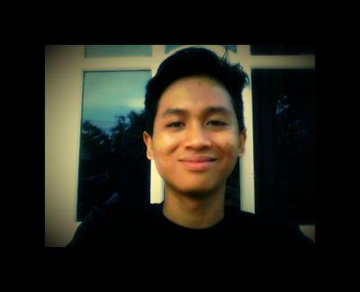 - BBM pin: 7D4CEF3F, 26 september 1997. Muara Teweh Kalteng