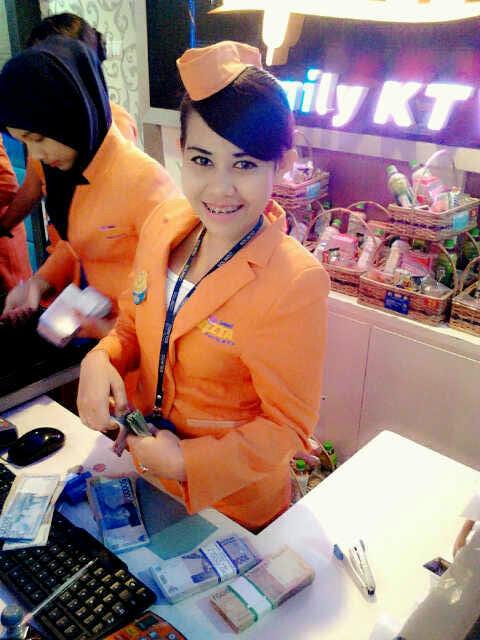 fujiiwulandari's profile picture. ig : fujiwulandari path : fujiiwulandari                              ♡ @iqbal_bale19 ♡