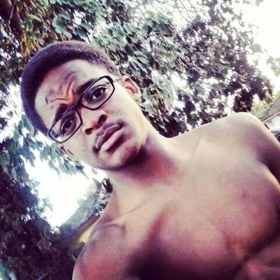 Rapper|Singer|Songwriter For all Inquiries larkin3rd@gmail.com