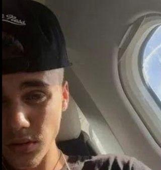 Please follow me @justinbieber II Download @shots and tell a friend too! :)x