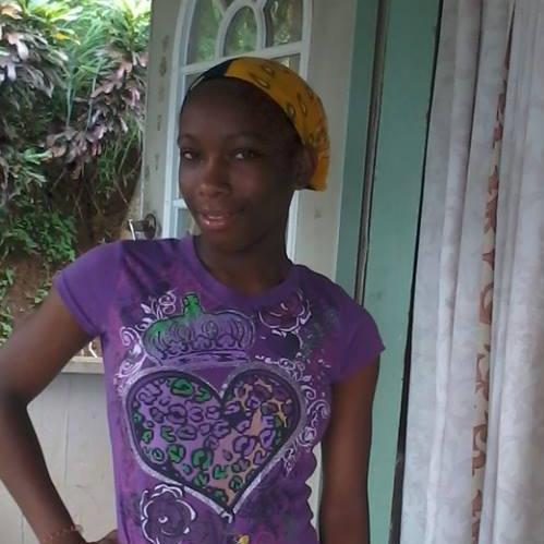 anniea1998's profile picture. 