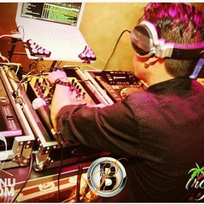 Owner of J&K auto service.. Local Toronto Dj .Follow me on instagram @deeejayc #wooooooooohoooooo