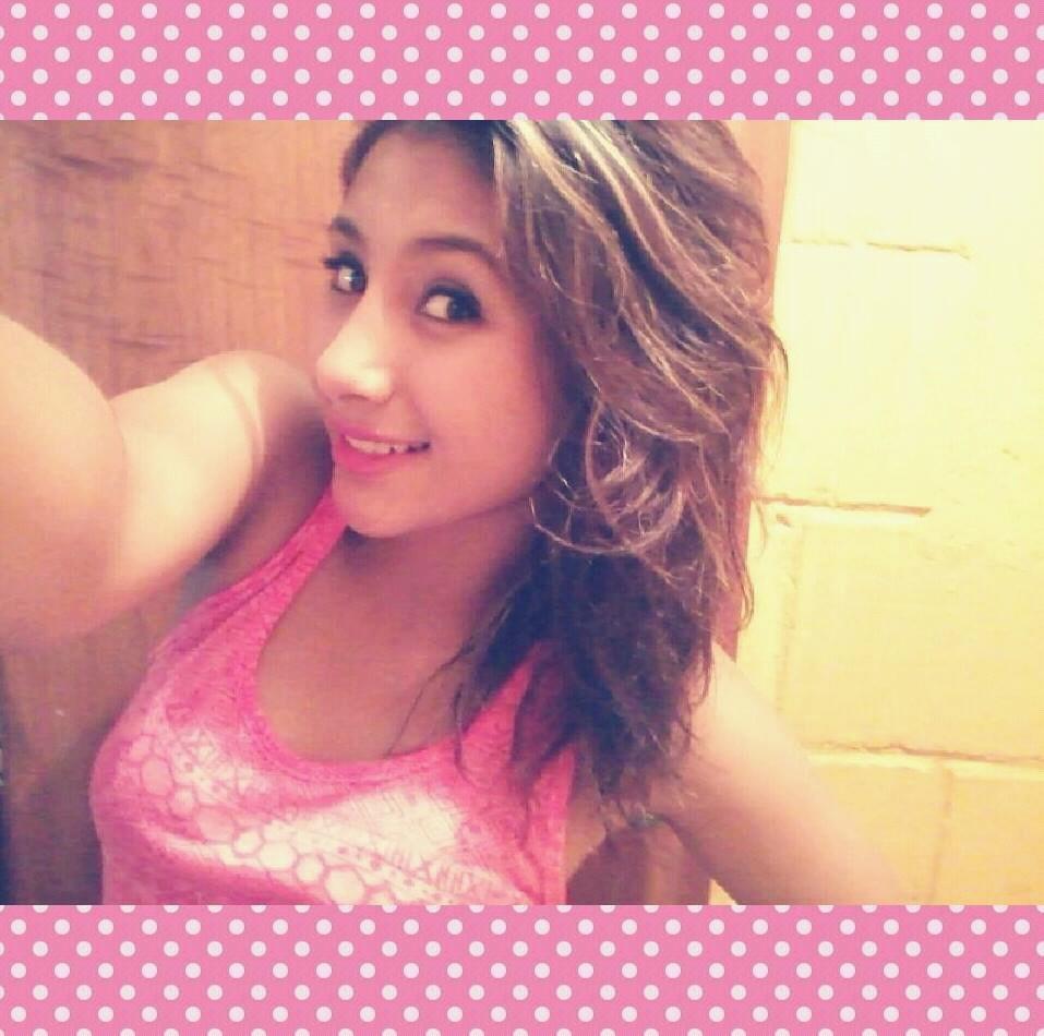 Mi flaquito te adoro *_____*
Mas que feliz :3