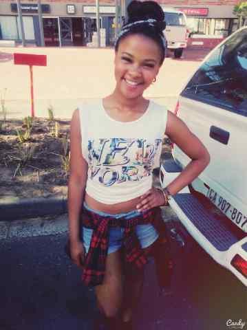 i love strawberry tea :/ | soul & jazz music is life ^.^ | sam smith & jhene aiko♡ | @Imperfektion3