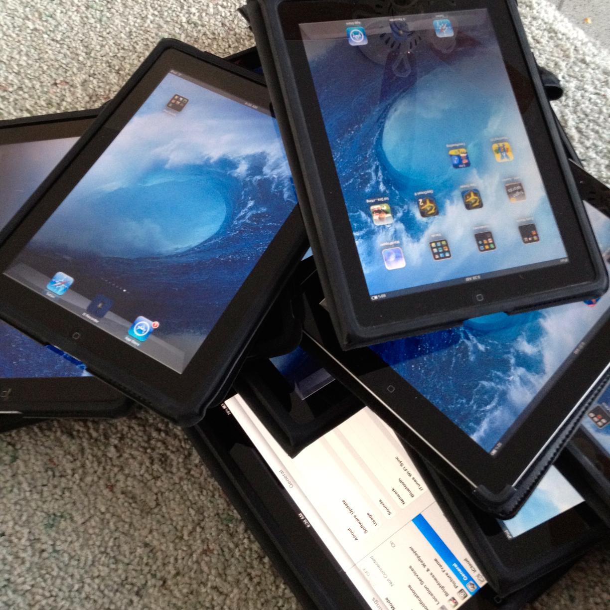 SchmickTech's profile picture. Tech Tinker