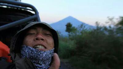 rizkijangkung's profile picture. Dream - Pray - Action | #GGMU | Easy going | Jamaican Sound | camera person @tvOneNews