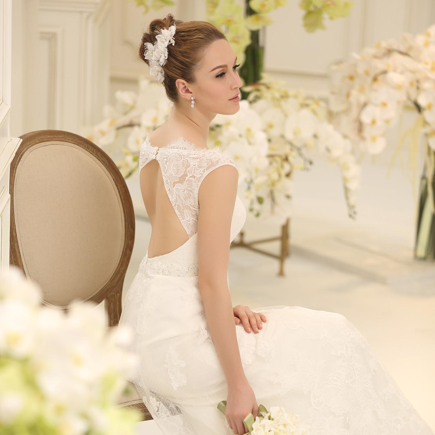 We, Knightly Formal Clothes International (HK) Co. Ltd, is one of the most recognized bridal gown manufacturers in China.