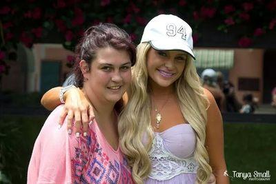 TeganJS's profile picture. Loves watching @BBAU, talking to new people, following