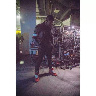 Follow my main man @usher