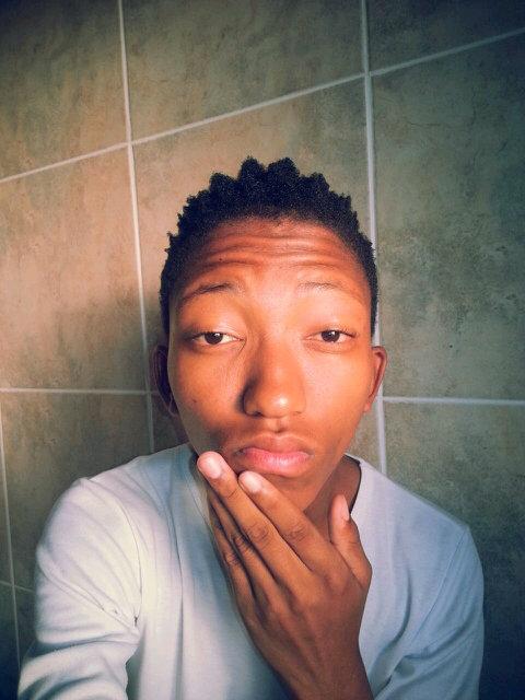 I NORMALLY WRITE MY WORDS WITH A FAKE SMILE BUT MY FACIAL EXPRESSION WILL NEVER EXPRESS WHAT I FEEL INSIDE..WORD_ADDICT# LIVE•LOVE•RORIII