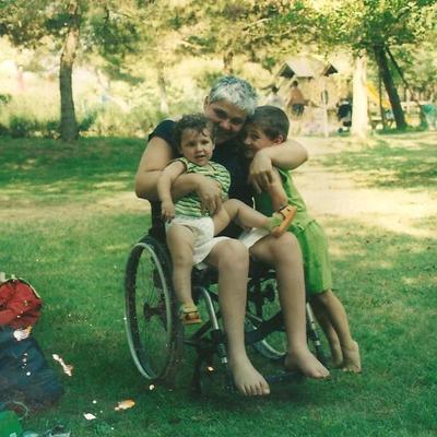 claralunardelli's profile image