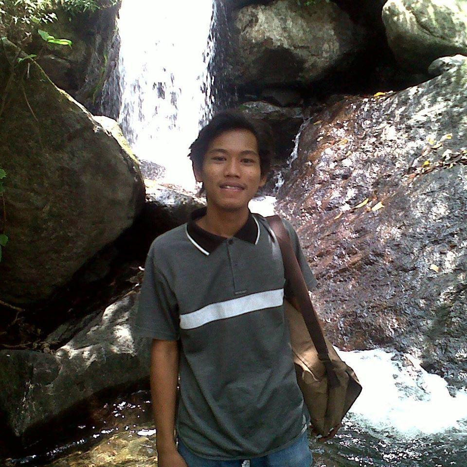 Art Design and Fotografer @GameOverDrop | My partner @Muhammad Yusup |