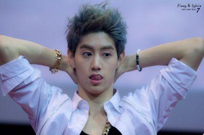 เฮลโล้ววววว