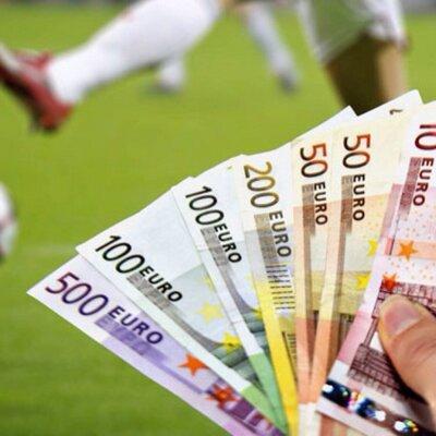 Salut , je suis parieur expérimenté en pronostique football donc suis moi si tu veux faire des sous facilement ! #EasyProno #ParionsSport #TeamParieur