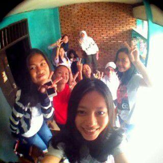 amalia2432's profile picture. Life is like a chitato, never flat