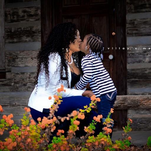 Blah....blah...BLAAAHHH!!! #TeamCaleigh 3 #TeamMommy #TeamUCA #TeamHTC FOLLOW me! Or exit