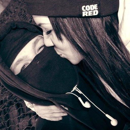 miKKimiLK72's profile picture. 