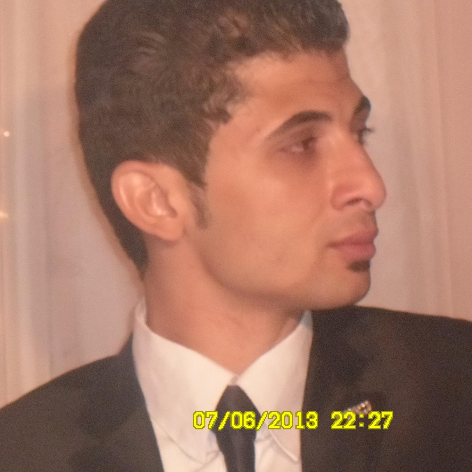 Karkarf11Ata's profile picture. 