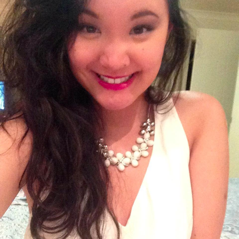 vivianqh_1DJB's profile picture. 22, bubbly and down right nuts.