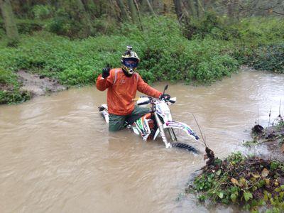 mihuevocolgando's profile picture. con dos cojones retwitteo bestialidades.