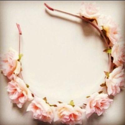 ‏نقيهه ك اطواق الياسسمين .♪