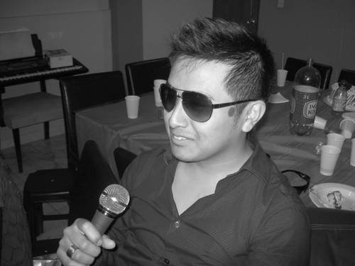 madagal12's profile picture. 