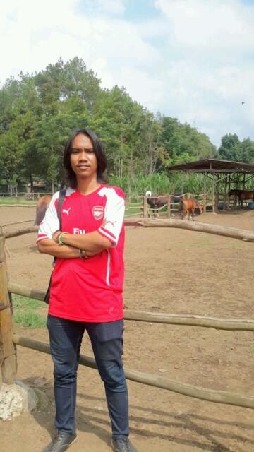 Padjadjaran University, Animal Husbandry 2012
I'am GOONERS. ARSENAL  #VCC