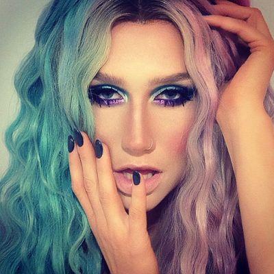 Warrior! Animal! Crazy Kid! KESHA FOLLOWED ME 30/7/2013