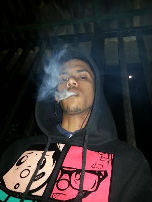 Dark Diamond Entertainment. Rapper/Producer... #DDESALUTE