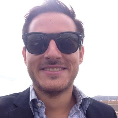 a_pesav's profile picture. Italian, living in Canary Islands, digital entrepreneur, late night dreamer | Startups Founder