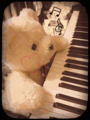 BitRumi's profile picture. ゆっくりあるく/
連弾🎹/ 伴奏 /
音で寄り添いたい 
                                         
https://t.co/E6V3wGBcrm