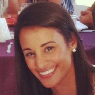 Marketing Manager @intlxsolves 
Mom. Dog Lover. Hockey Enthusiast. 
Views expressed are my own.