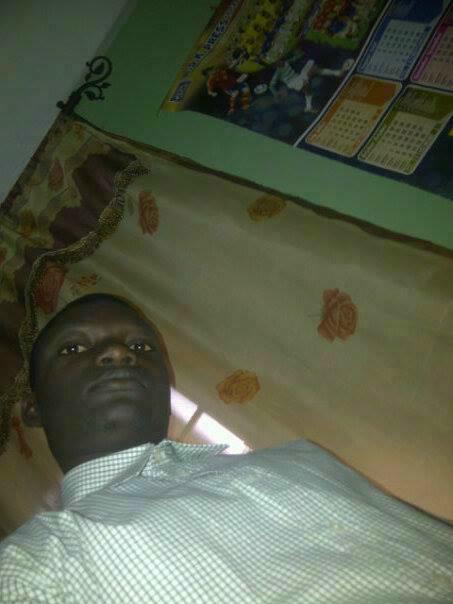 topmost_13216's profile picture. Am just me