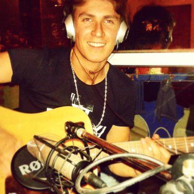 Dejando que la música me lleve a donde ella quiera..