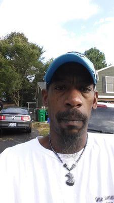 romariorobins10's profile picture. 