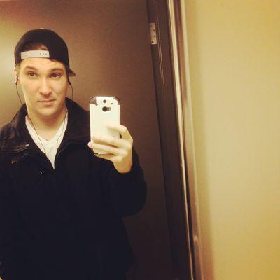 cbbadger's profile picture. death before dishonor