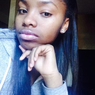 free moe moe she stay solid in did 5 to 10 just a money team