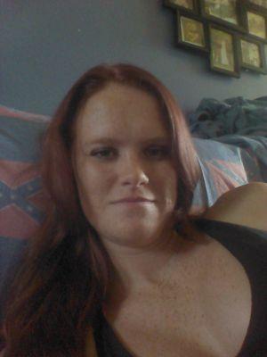 im native American and italian lol ik one hell one hell of a mix im easy gowing im a southren girl and t the people I follow idc famous cause money aint shit an