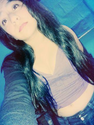 & aunque la gente no quiera vamos a llegar a viejitos pq este amor tan bonito no me lo acaba cualquiera (8 // Cnae 018'