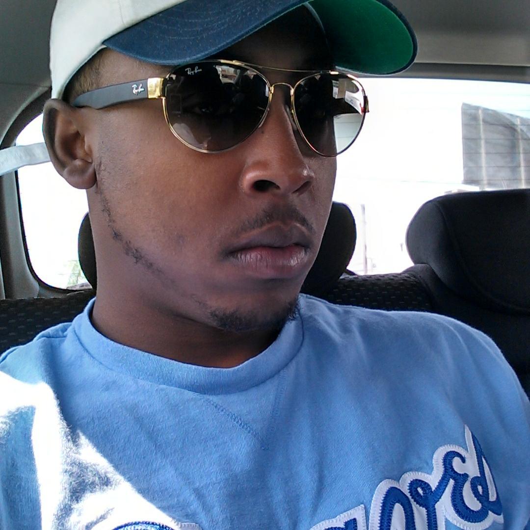 BeanCityTree's profile picture. |Follow Tree|..... Its Loyalty over everything...R.I.P Fetti and Tae .......Free Tadoe got dammit!!