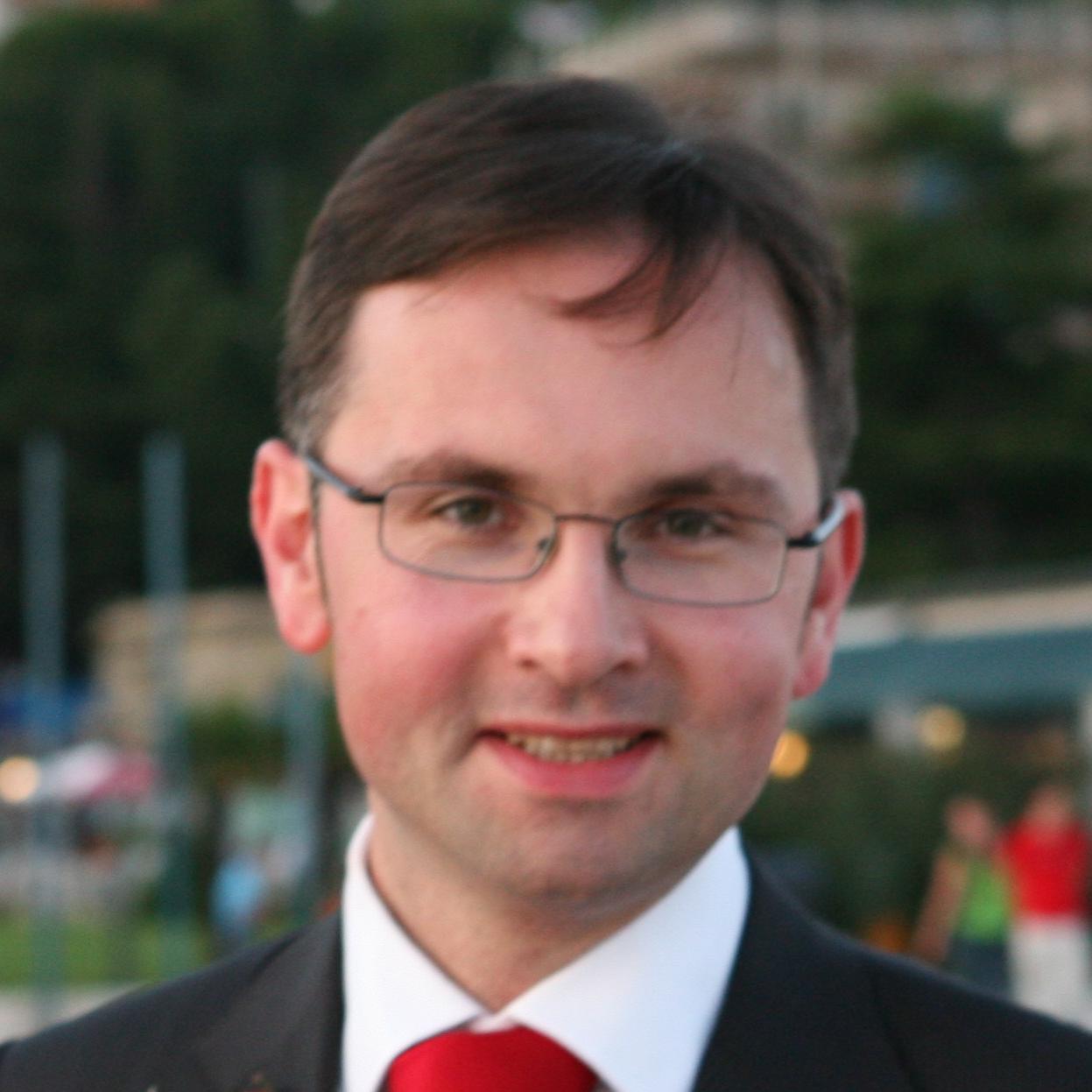 🇻🇦Usus Antiquior. Husband. Father. Knight of Malta🇸🇮. Integralism SO. International Law & Diplomacy. DPhil Cand (Oxon). LLM (Cantab). @LincolnAlumni. RT=FYI